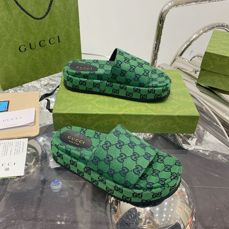 G*u*i sneaker