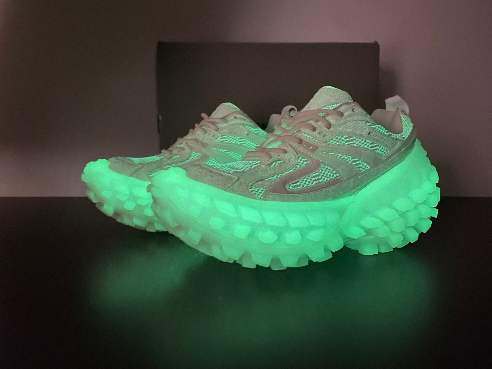 Ba*len*cia*ga defender sneaker