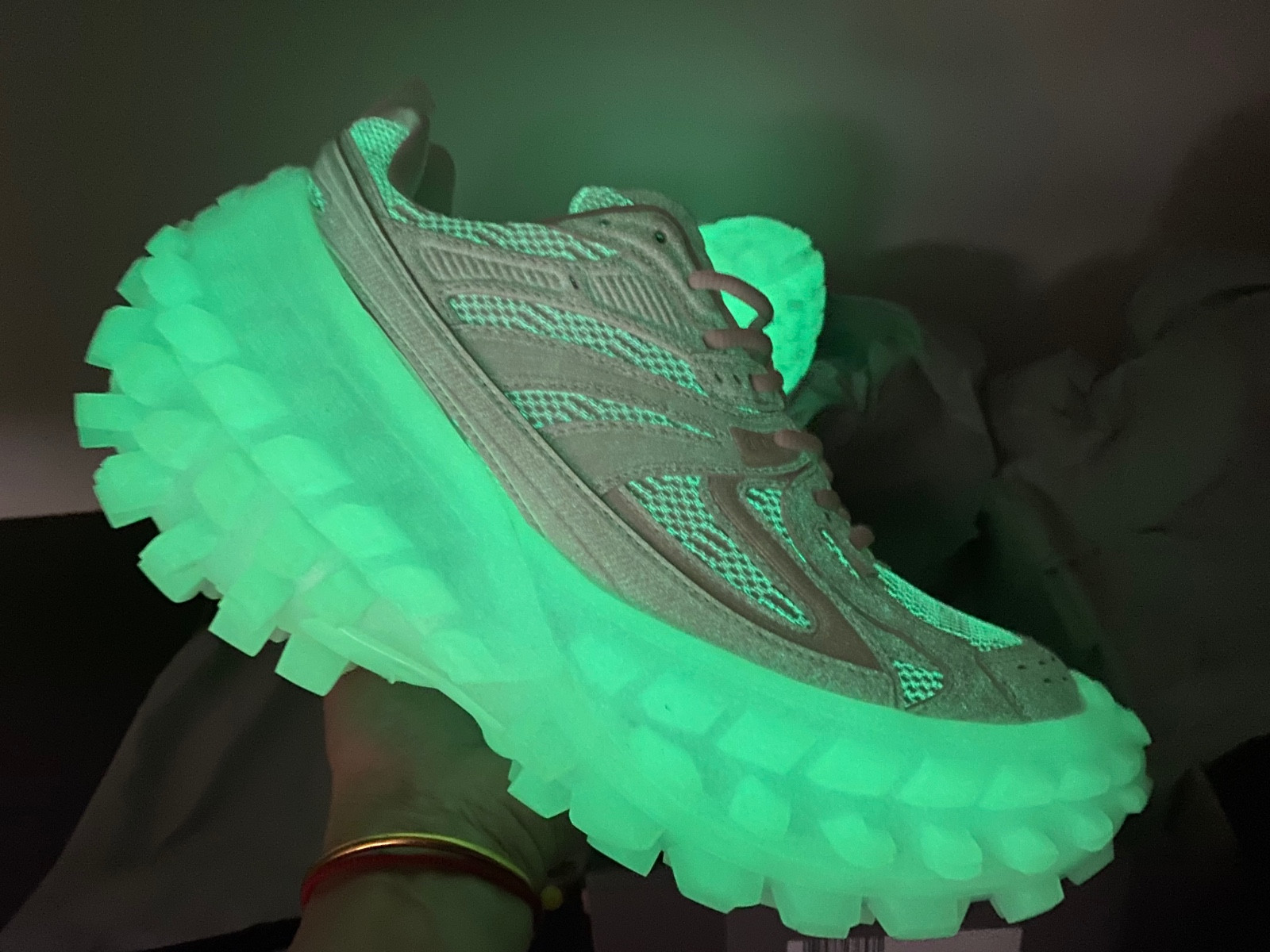 Ba*len*cia*ga defender sneaker