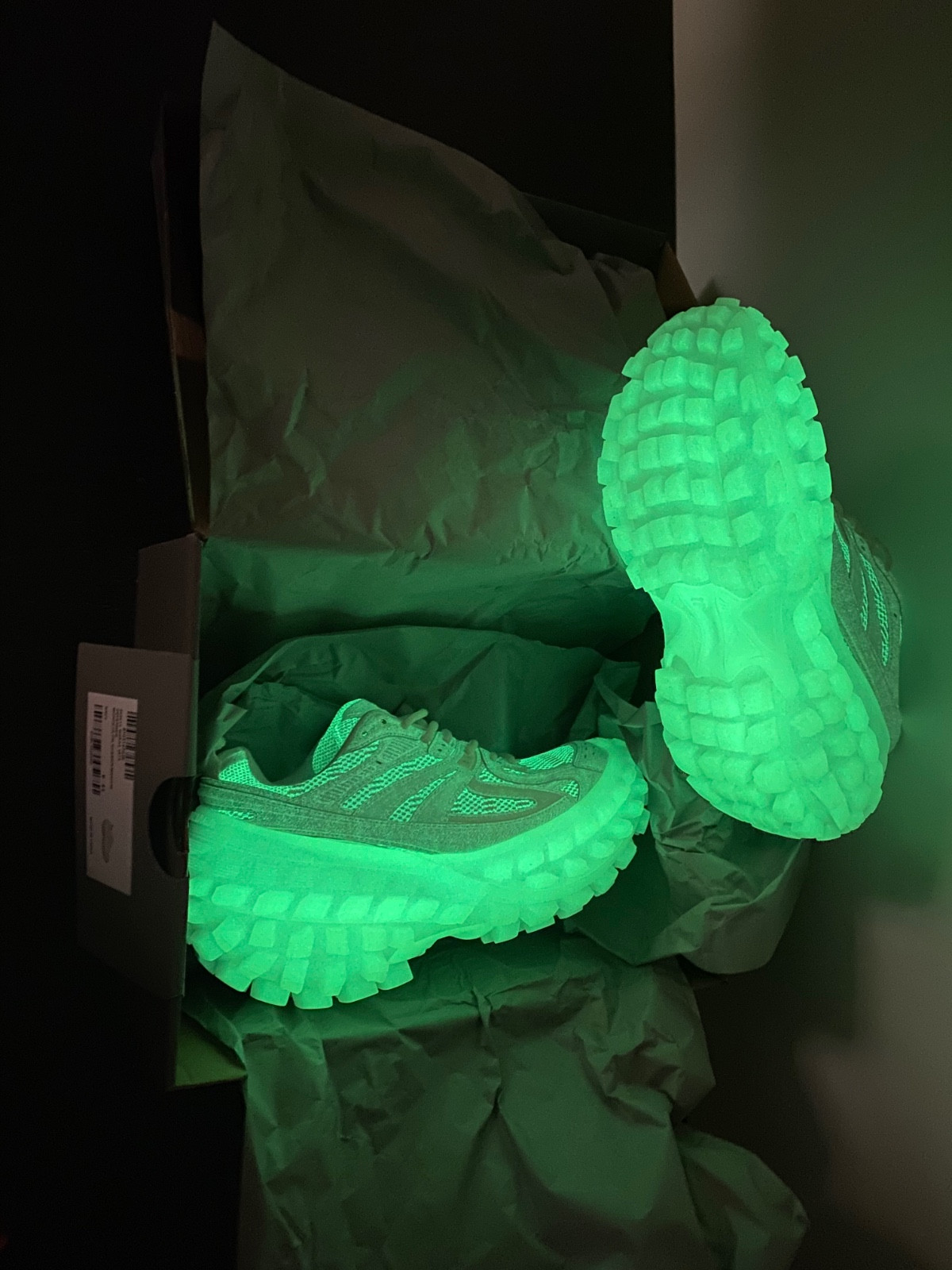Ba*len*cia*ga defender sneaker