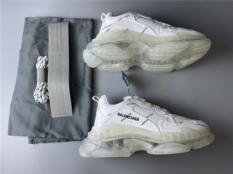 Ba*len*cia*ga triple s