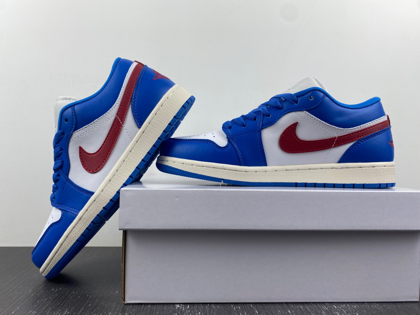 jordan 1 low sport blue gym red (women