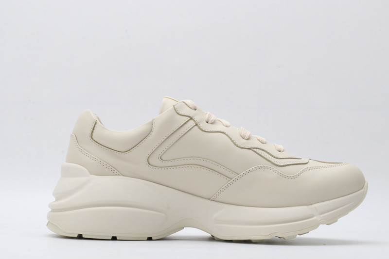 G*u*i ace embroidered low-top sneaker white with "cucci"